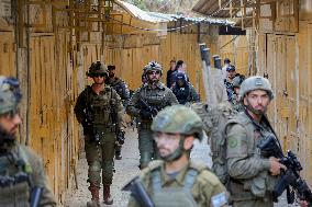 Israeli Security Measures in Hebron Old City