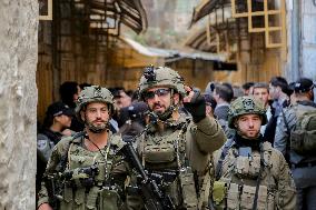 Israeli Security Measures in Hebron Old City