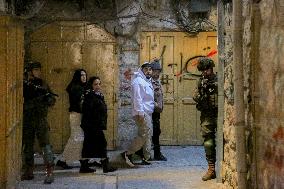 Israeli Security Measures in Hebron Old City