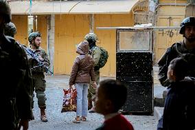 Israeli Security Measures in Hebron Old City