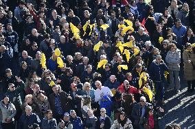 Pope Francis Delivers Angelus Prayer - Vatican