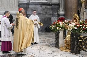 Cardinal Baldassare Reina opens the Holy Door of Rome's St. John - Vatican