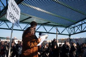 La Torre honors volunteers and victims of the DANA next to the 'Solidarity Bridge'