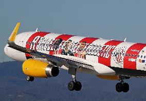 Vueling Airbus A320 with Athletic Club livery lands in Barcelona