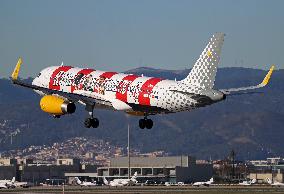 Vueling Airbus A320 with Athletic Club livery lands in Barcelona