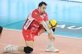 Rana Verona v Gas Sales Bluenergy Piacenza - Del Monte Italian Volleyball Cup