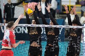 Rana Verona v Gas Sales Bluenergy Piacenza - Del Monte Italian Volleyball Cup