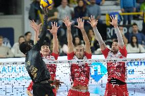 Rana Verona v Gas Sales Bluenergy Piacenza - Del Monte Italian Volleyball Cup