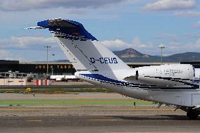 Barcelona airport aircraft on the runway