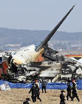 Plane crash kills 179 in S. Korea