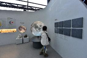 Chang 'e-5 Displayed at The Beijing Planetarium