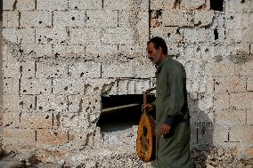 Oud Player And Singer Lost His Home - Idlib