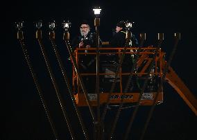 Fifth Night Of Chanukah Celebrated In Edmonton