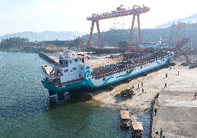 China First Pure Electric Clean Drift Transfer Ship