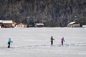 Skiing Exercises On Flat Terrain In The Bavarian Werdenfelser Land