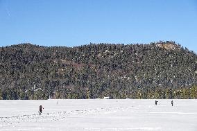 Skiing Exercises On Flat Terrain In The Bavarian Werdenfelser Land