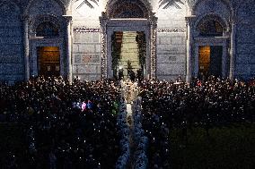 Pisa Enters The Jubilee. Inaugural Procession From The Baptistery To The Duomo