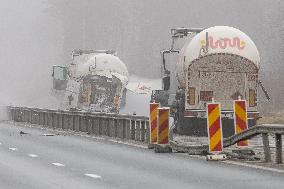 Accident involving LNG tanker trucks