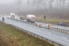 Accident involving LNG tanker trucks