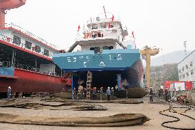 China First Pure Electric Clean Drift Transfer Ship