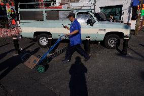 Daily Life In Mexico City