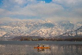 Sunny Weather In Kashmir After Snowfall