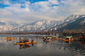 Sunny Weather In Kashmir After Snowfall