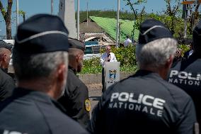 PM Bayrou Pays Tribute To Captain Florian Monnier - Mayotte