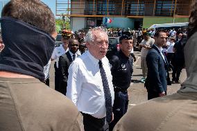 PM Bayrou Pays Tribute To Captain Florian Monnier - Mayotte