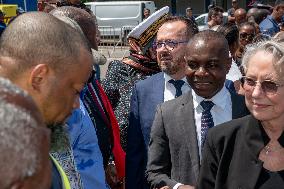 PM Bayrou Pays Tribute To Captain Florian Monnier - Mayotte