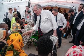 PM Bayrou Visits ESCRIM Hospital - Mayotte