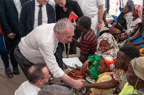 PM Bayrou Visits ESCRIM Hospital - Mayotte