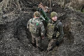 Mortar unit of Ukraines Khyzhak Patrol Police Special Unit