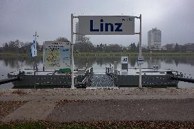 Linz Danube Station 32