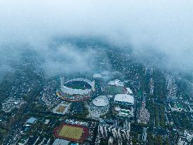 Huanglong Sports Centre