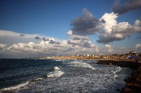 Displaced Palestinians On The Shore Of Khan Younis