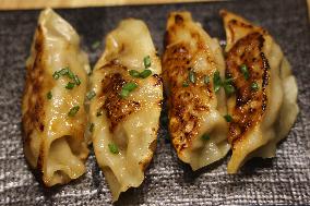 Chinese Pan-fried Beef Dumplings