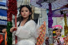 Chinese People Tradition Sipasan Carnival Welcomes New Year Celebrations In Padang Indonesia