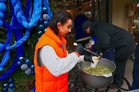 Free meals provided for elderly people in Uzhhorod