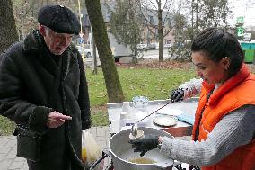 Free meals provided for elderly people in Uzhhorod