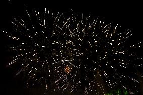 Fireworks Show Celebrate 2025 New Year in Guiyang