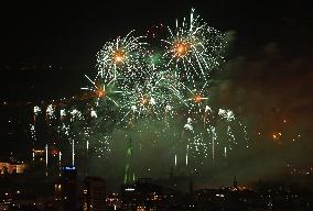 Barcelona Welcomes2025 With Drone And Fireworks