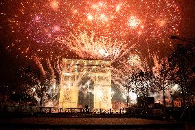 New Year's 2025 Celebrations - Paris