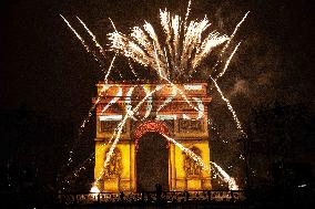 New Year's 2025 Celebrations - Paris