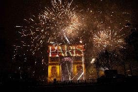 New Year's 2025 Celebrations - Paris