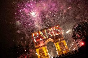 New Year's 2025 Celebrations - Paris