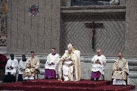 Pope Francis Leads Vespers And Te Deum On New Year's Eve - Vatican