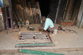 Second Hand Doors And Windows Market In India,Kolkata - 31 Dec 2024