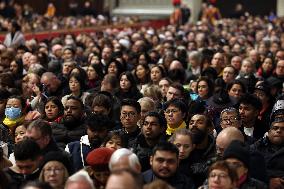 Pope Francis celebrates Holy Mass on the Solemnity of Mary Most Holy Mother of God
Thursday, 1 January, Altar of the Confessio,