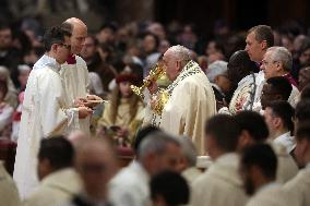 Pope Francis celebrates Holy Mass on the Solemnity of Mary Most Holy Mother of God
Thursday, 1 January, Altar of the Confessio,